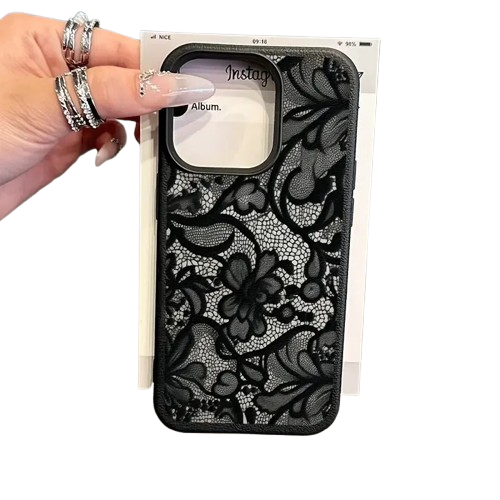 Lace Pattern/Blondemønster Deksel - iPhone 14 Plus